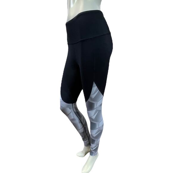 Under Armour Geometric Colorblock Leggings Black Grey Compression Running Small - Picture 14 of 16
